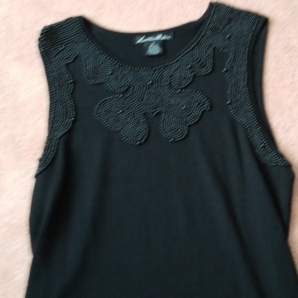 Sleeveless top